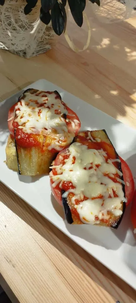 Francisco Contreras_Una Taza Mas_Selaya_review