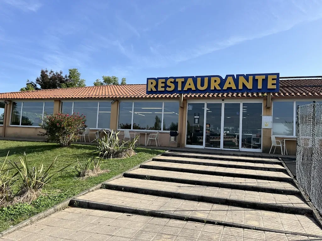 Área de Servicio Valdáliga Dirección Oviedo restaurant in Valdáliga