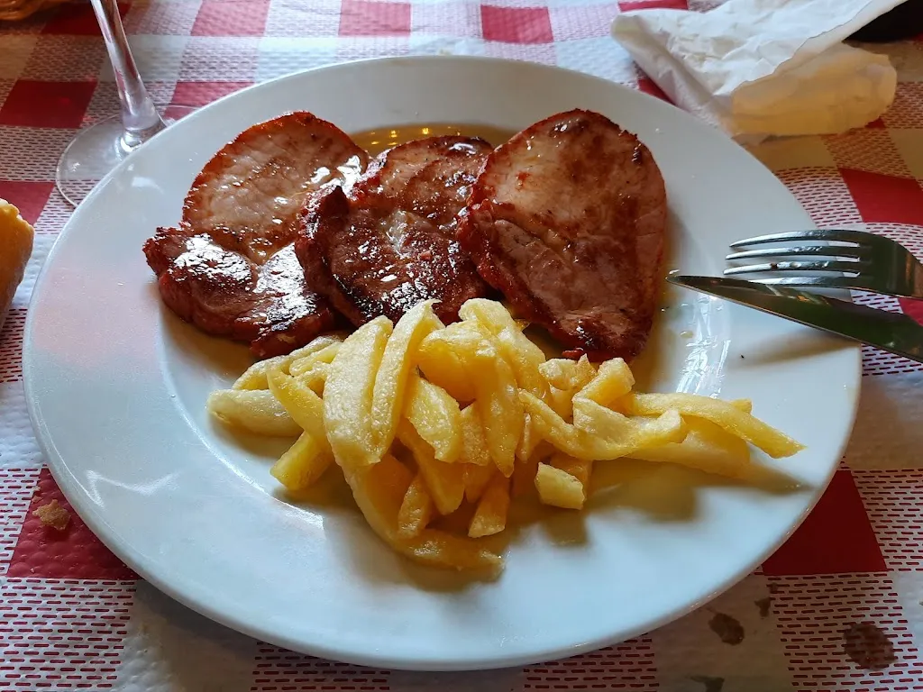 Nick Van Bast_Bar-Restaurante Calera._Valle de Villaverde_review