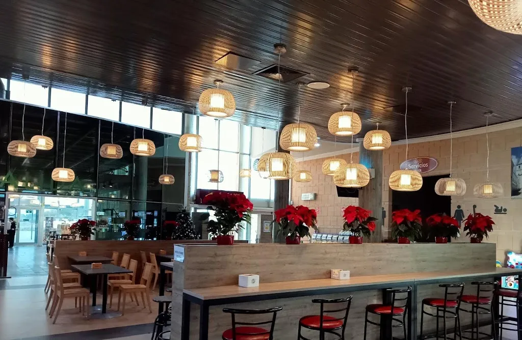 Restaurante Exit La Gineta_Gineta La_slider_image_1