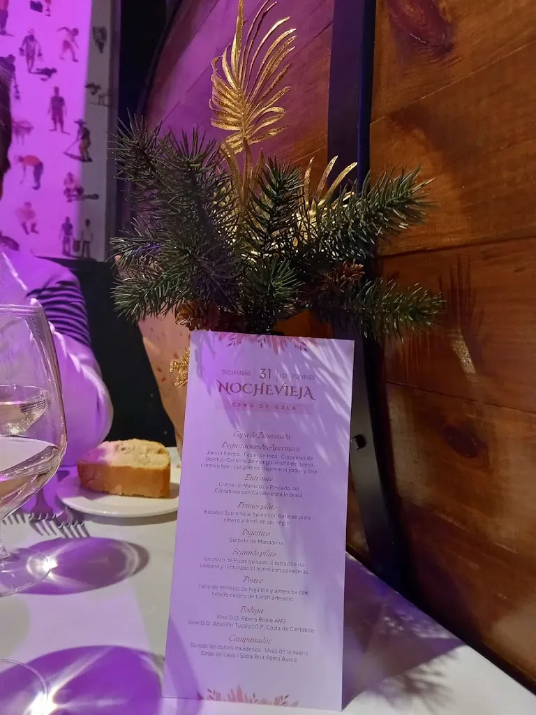 Dominique White_Los Toneles AsturCántabros_Val de San Vicente_review