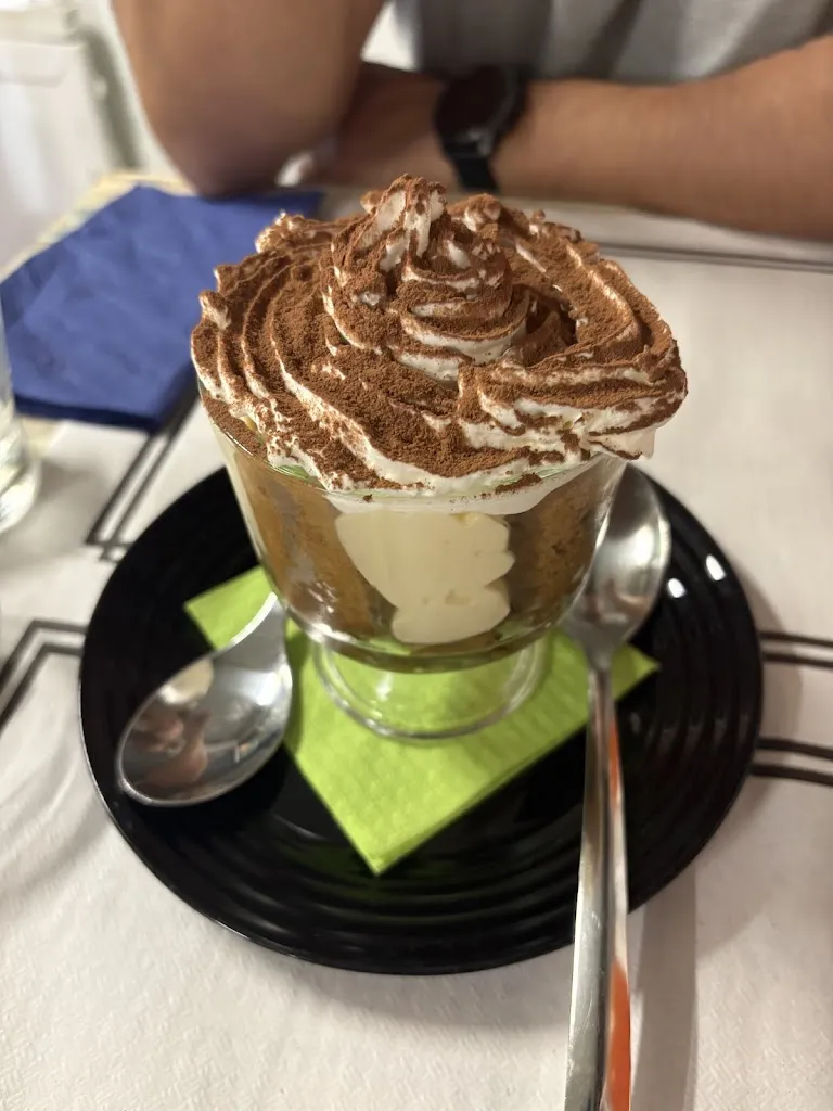 Sarah Hays_Ozo Tasty Italian Food_Voto_review