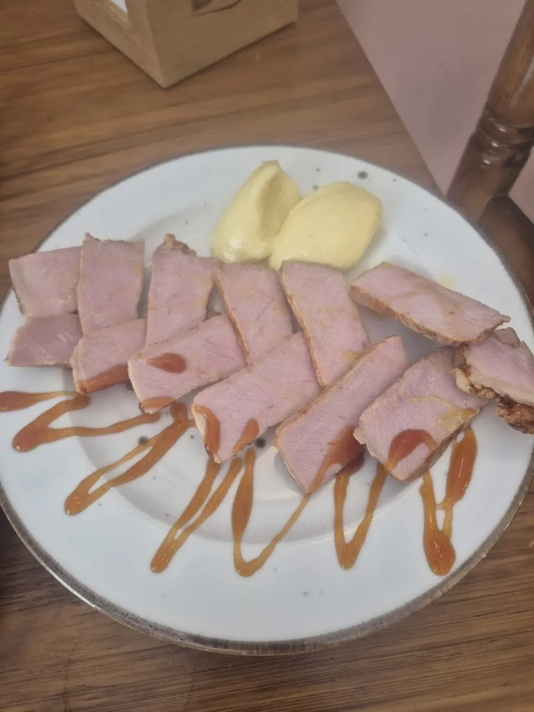 Noemí Fernández_cafehogar-la gineta-marian_Gineta La_review