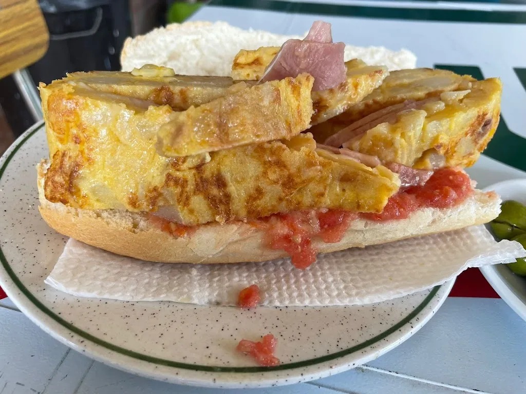 Restaurante Pico Espadán_Alcudia de Veo_slider_image_2