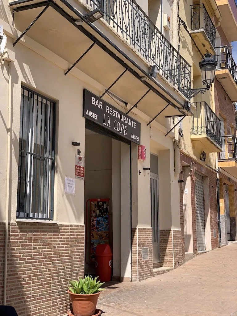 Jose Antonio Ramon Portales_Bar la Cope_Algimia de Almonacid_review