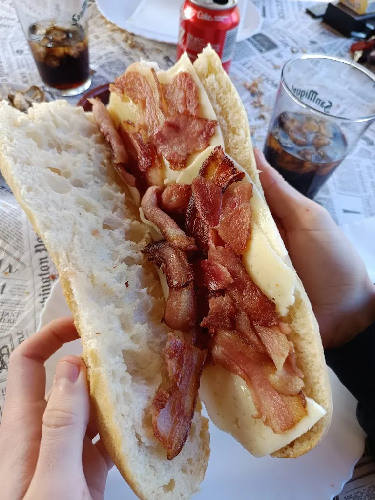 Menu_Bar la Piscina de Almonacid_Algimia de Almonacid_image_3