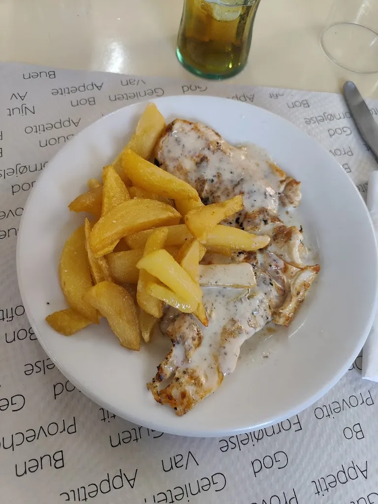 Juan Carlos Gallego Castro_Bar Restaurant El Cantó_Alquerías del Niño Perdido_review