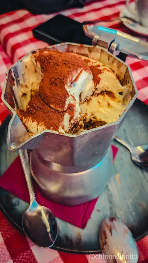 The_girl_wanderer Adventure_never_stops_Totò e Peppino_Altura_recensione