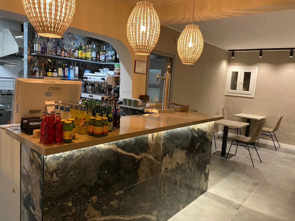 Restaurant-Pizzeria El Jardí restaurant in Alcalà de Xivert