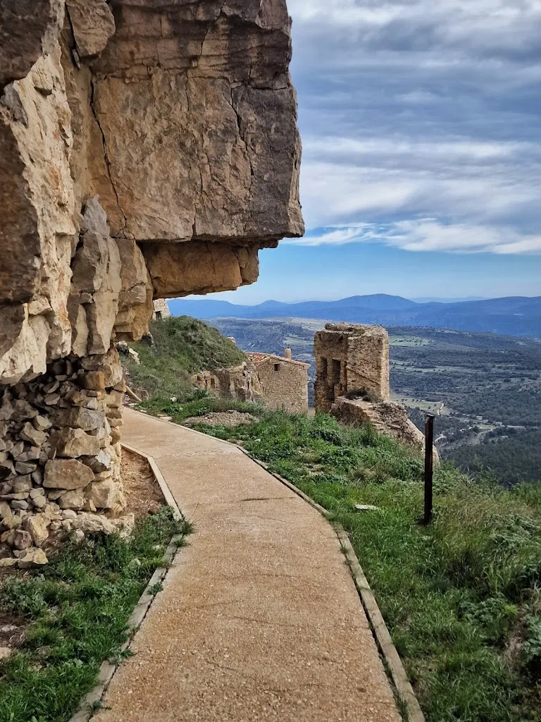 Ramune Sapailaite_Castell d'Ares del Maestrat_Ares del Maestrat_review