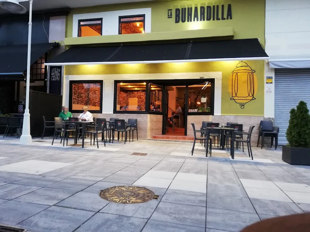 La Buhardilla Gastrobar_Torrelavega_slider_image_1