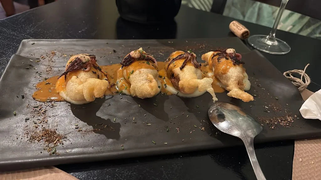 La Buhardilla Gastrobar_Torrelavega_slider_image_3