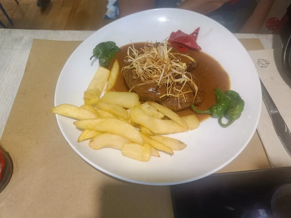 Luis Rod._CASA TEOFILA_Torrelavega_review