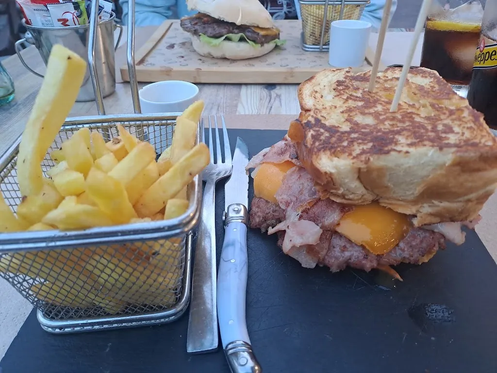 Taberna El Lobio_Torrelavega_slider_image_2