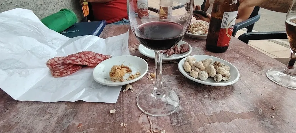 Elena Rovira_Bar Los Almendros_Atzeneta del Maestrat_review