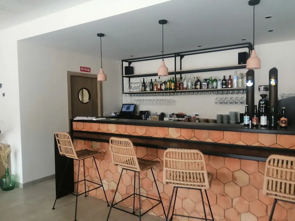 Le Romer restaurant in Almenara