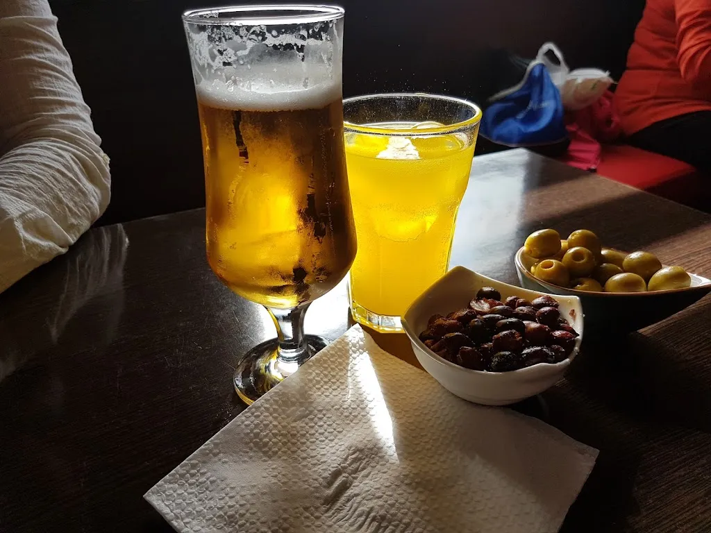 Menu_Chamber's cafe_Almenara_image_6