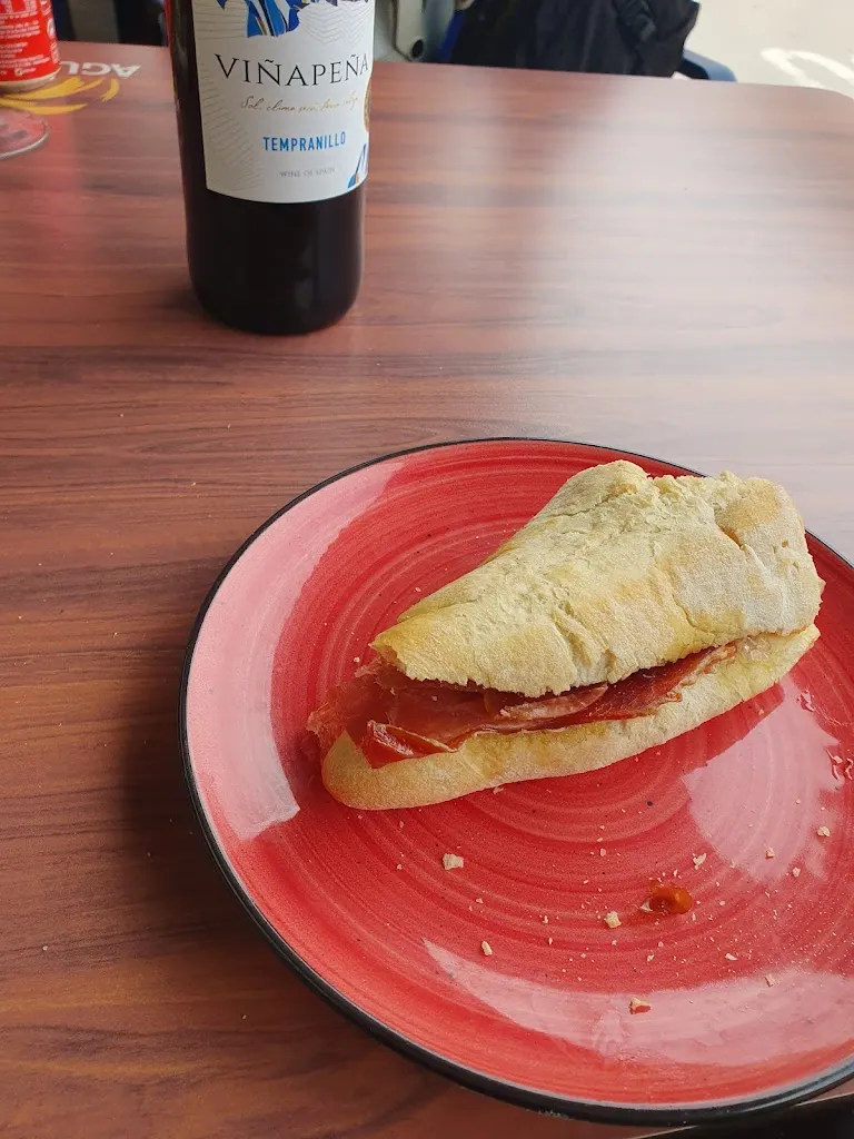 Menu_Chamber's cafe_Almenara_image_8