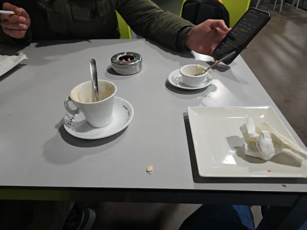 JUAN RAMIREZ_Bar Bocateria Els Cristals_Almenara_review