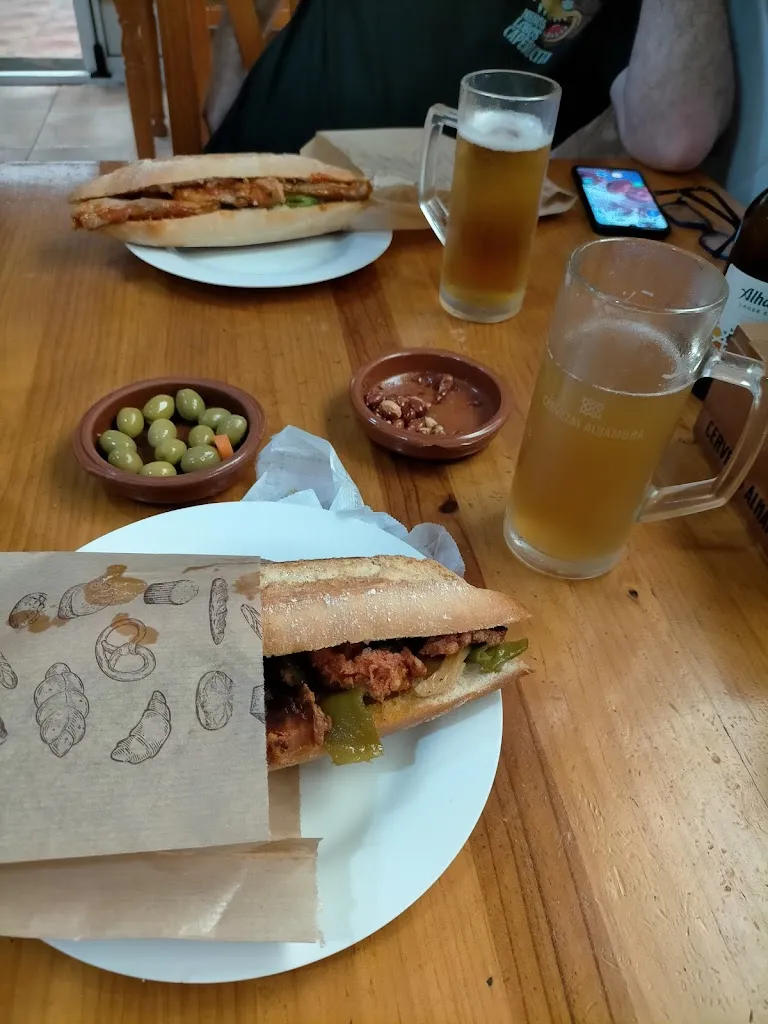 Menu_Bar-Restaurante TROPEZÓN_Almenara_immagine_6