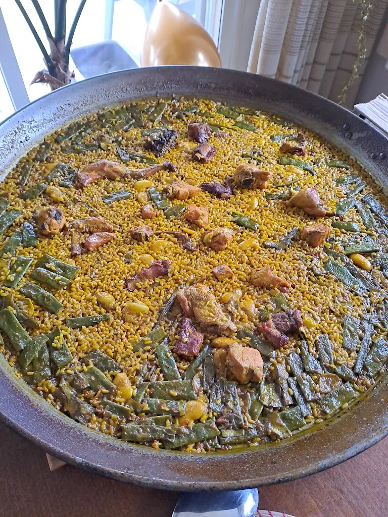 Patri Adri_DSocarratD_Almenara_review