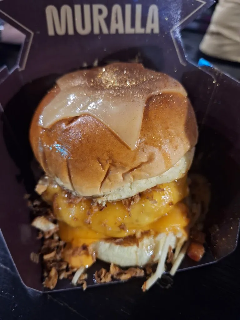 T S_Muralla Burgers - Almenara_Almenara_recensione