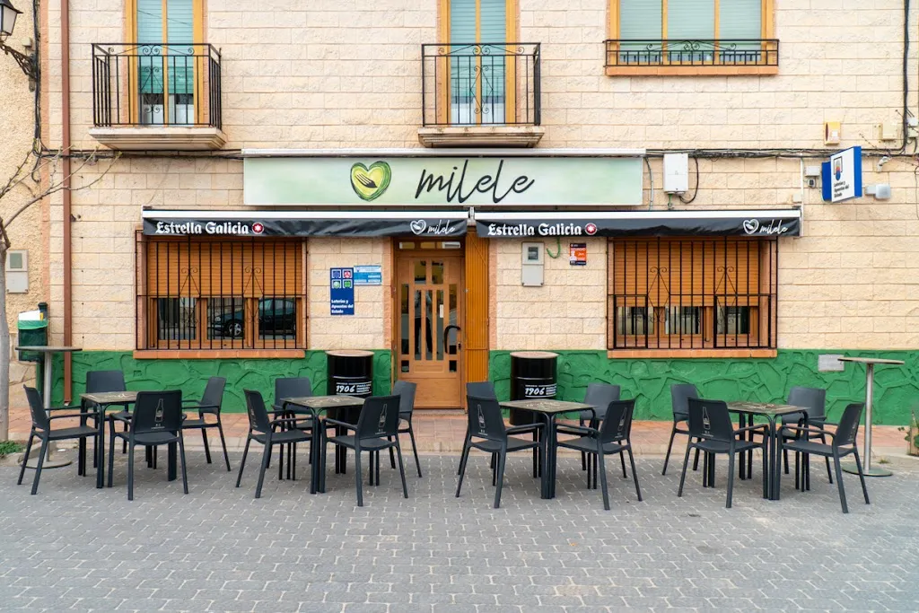 Milele Tapería Cervecería restaurant in Hoya-Gonzalo