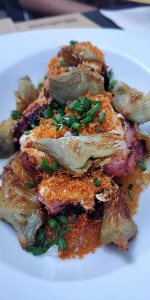 Pak almenara doner Kebab pizza Halal_Almenara_slider_image_2