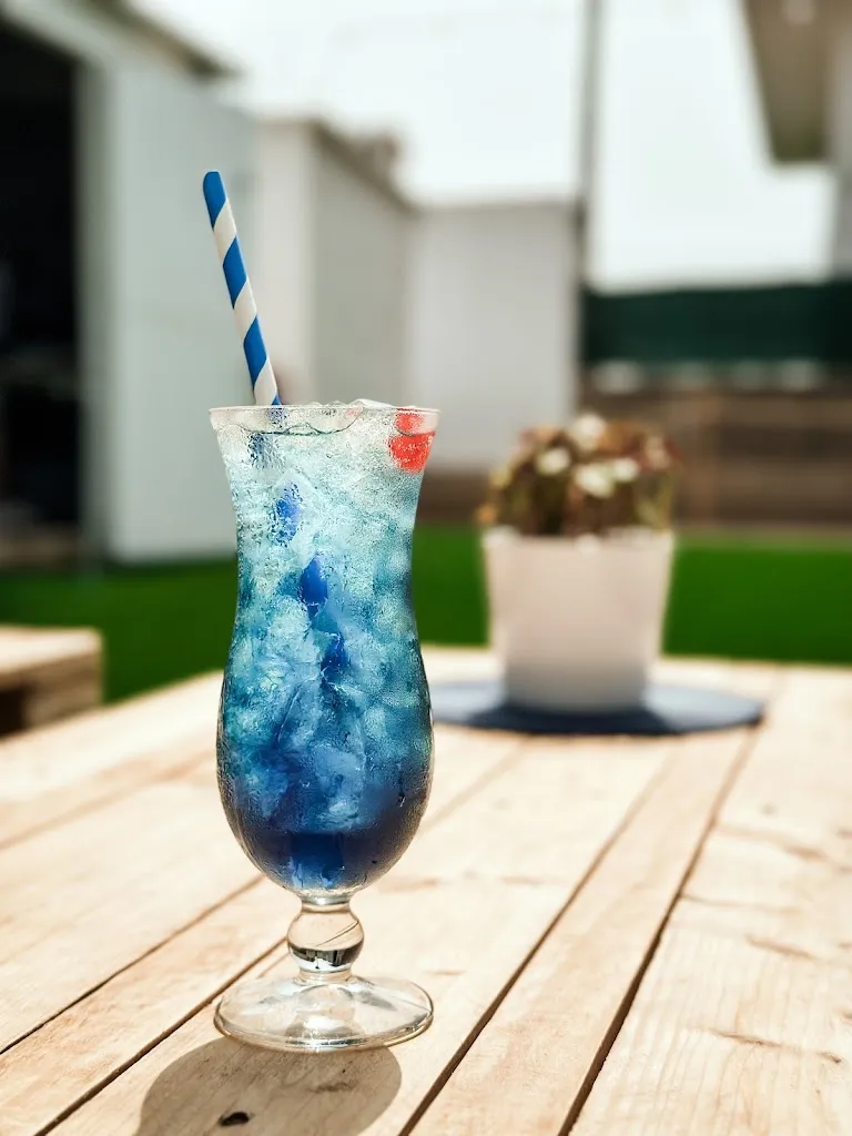 B and Q - Beach bar_Almenara_slider_image_2