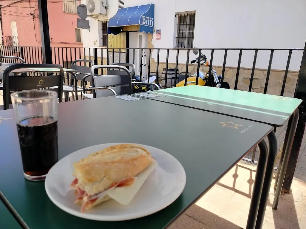 Mr. WRITER_Bar El Puntillo de Arañuel_Arañuel_review