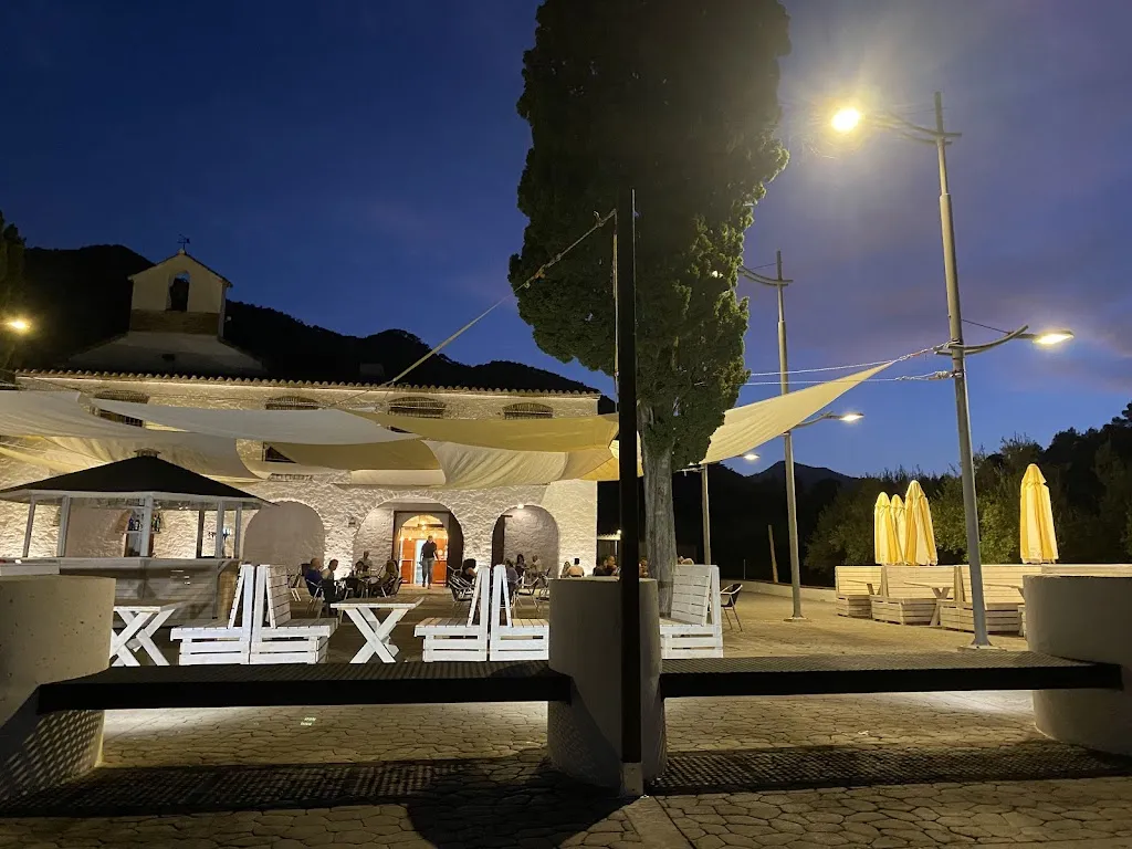 Brad East_Ermita de Santa Cristina_Artana_review