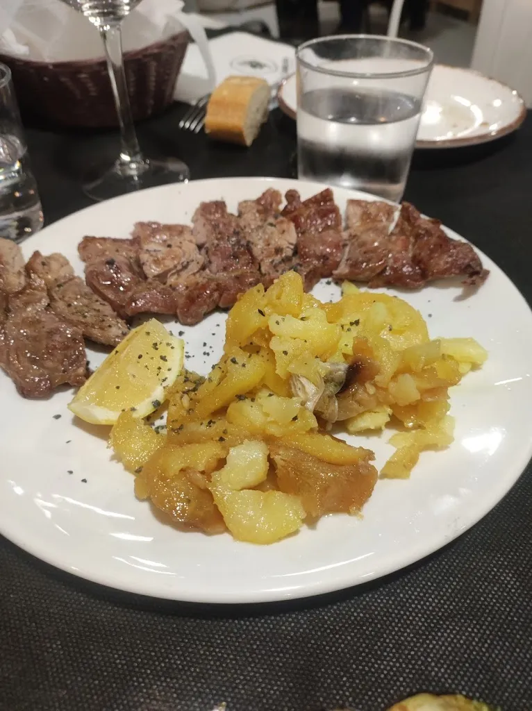 Menu_La Garnacha Café & Tapas_Higueruela_image_4