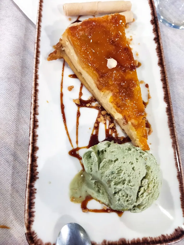 La Garnacha Café & Tapas_Higueruela_slider_image_3