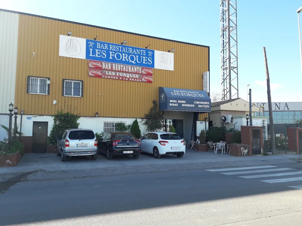 Bar restaurante Les Forques restaurant in Almazora/Almassora