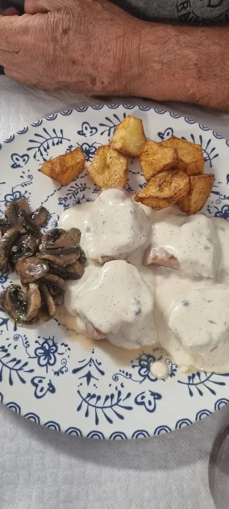 mari carmen vieco_Restaurante Monte Cristina_Borriol_review