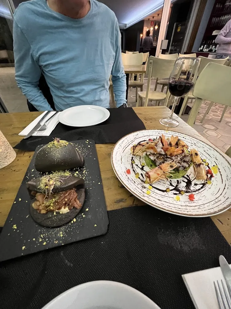 Falk Pilchner_Corner Coma_Borriol_recensione