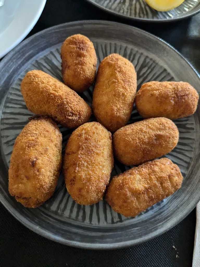 Maria M_Restaurant Pizzeria Vila de Càlig_Càlig_review