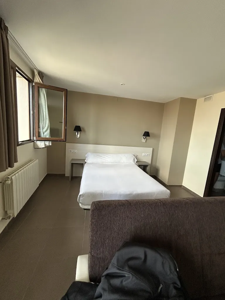 Lizbeth Letelier_Aparthotel Castellfort_Castellfort_recensione