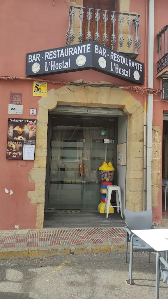 B. Eva_Bar Rte L'hostal_Cabanes_review