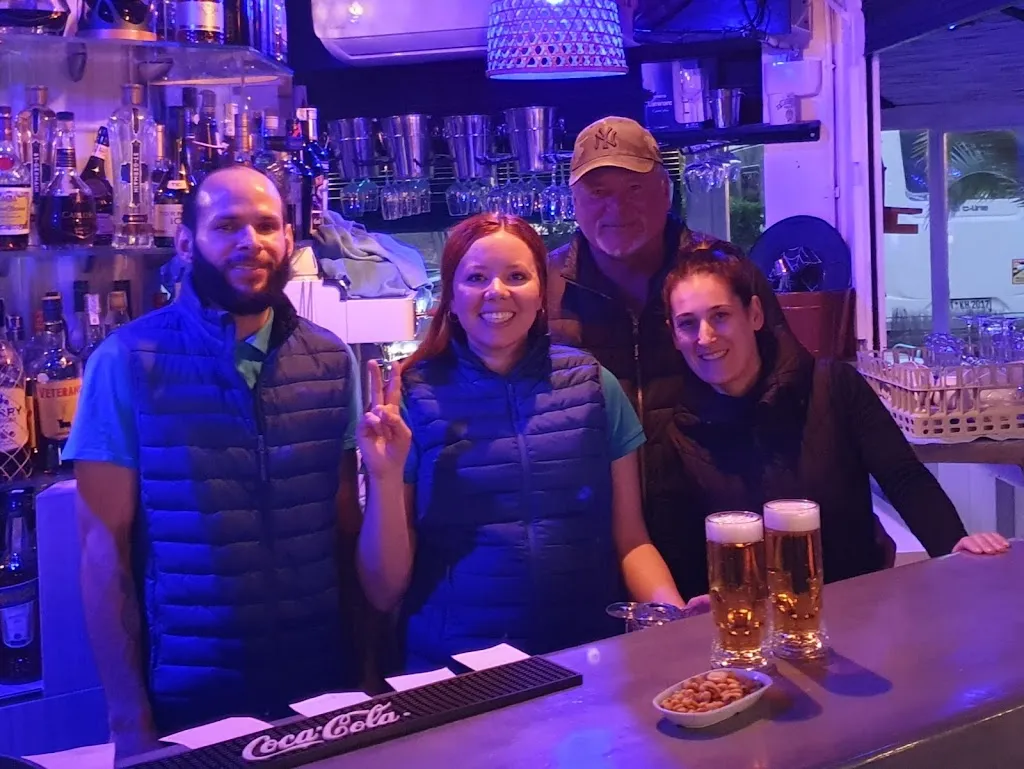 Jü No_Blue House Restaurant (solo clientes bravo playa)_Cabanes_recensione