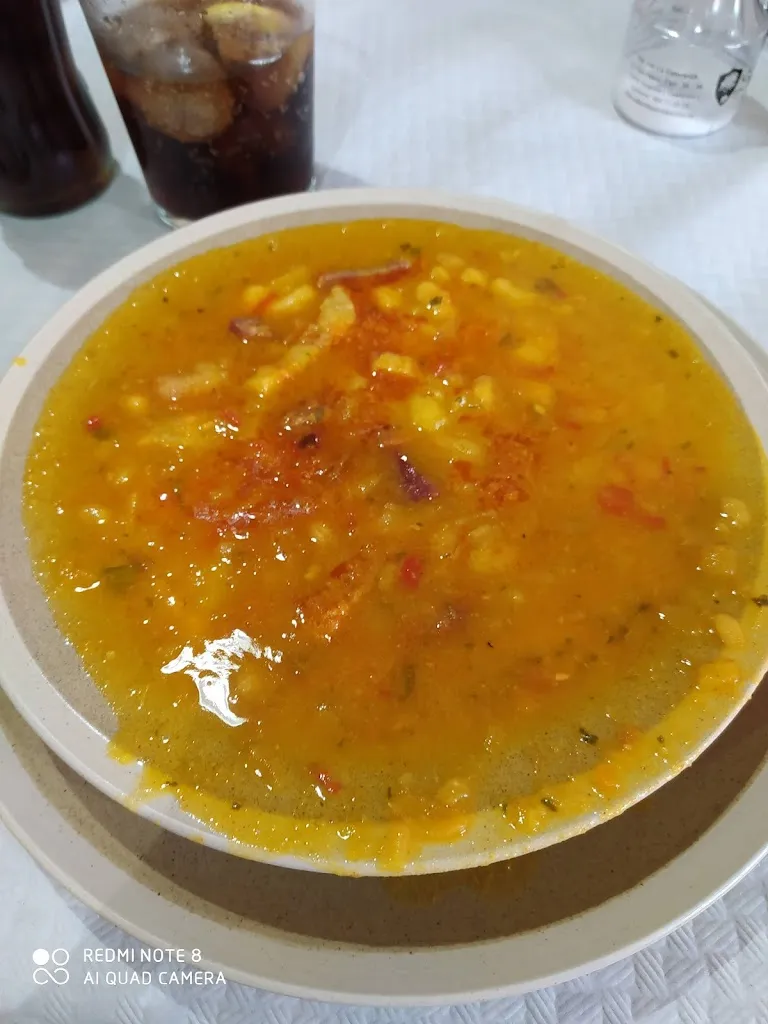 Samantha Hampton-Gray_Bar Toni _Cabanes_review