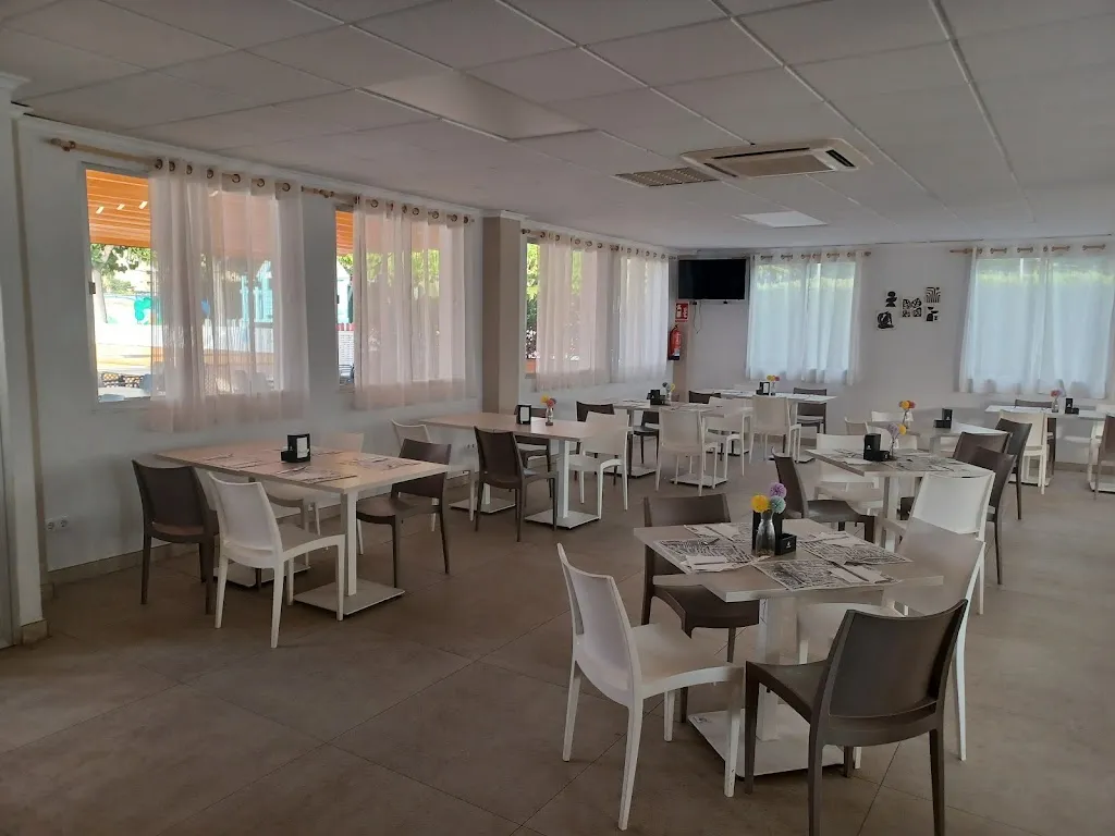 Liamenna Restaurante_Cabanes_slider_image_2