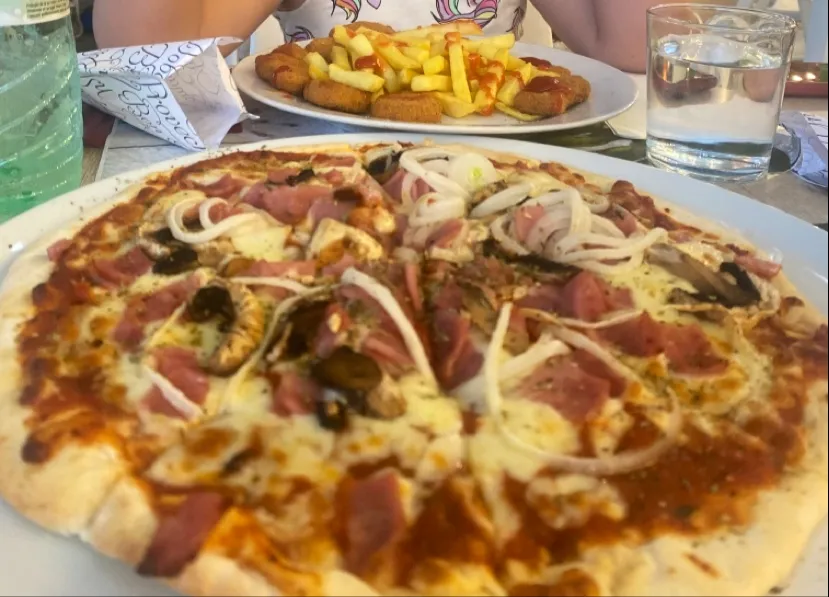 Green House_Cabanes_slider_image_3