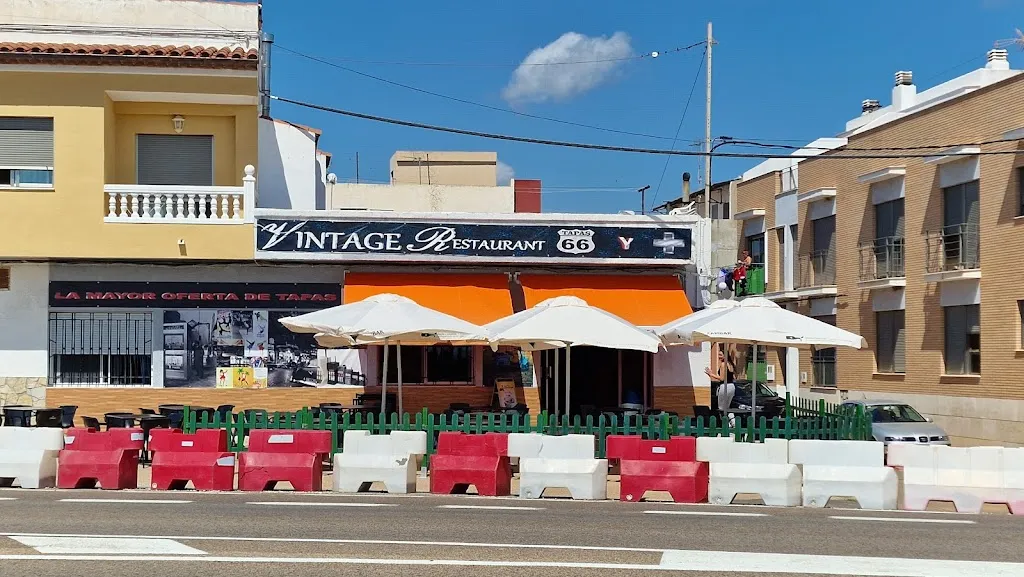 VINTAGE RESTAURANTE restaurant in Cabanes