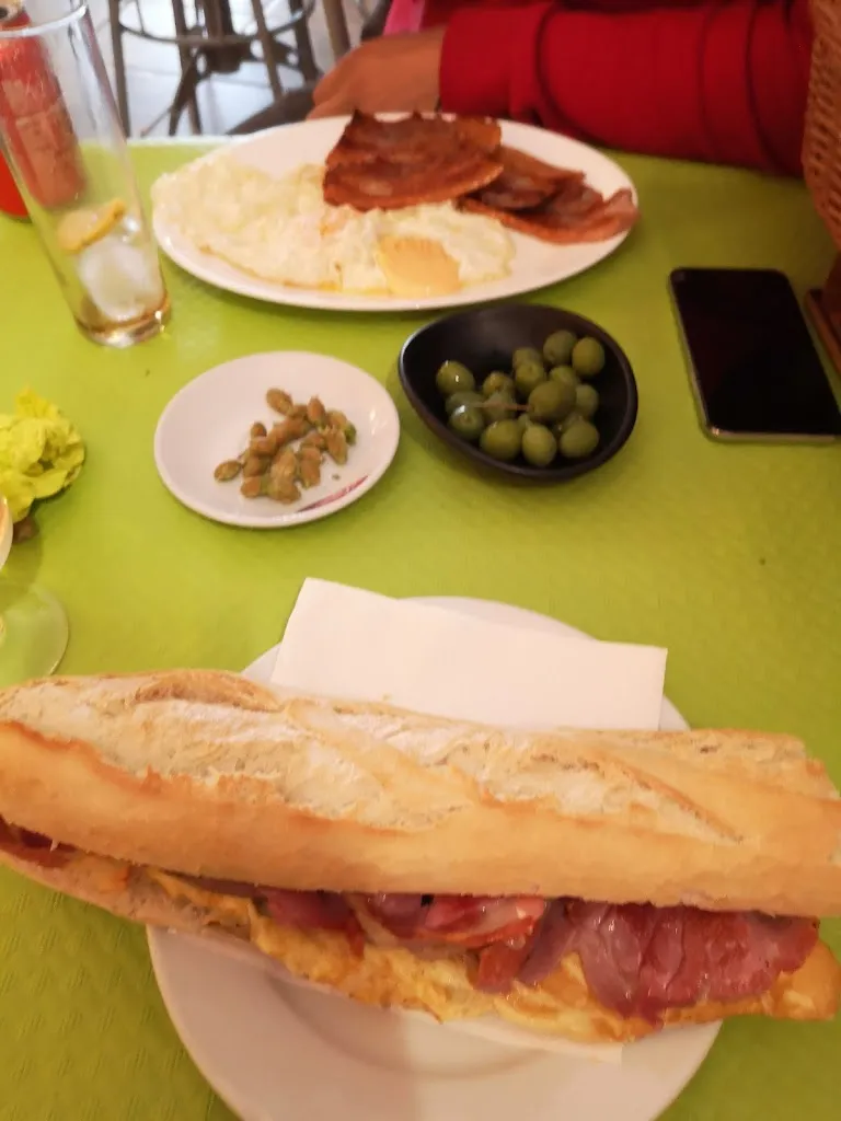 Menu_Bar Los Curros ATOMIUM_Lezuza_image_8