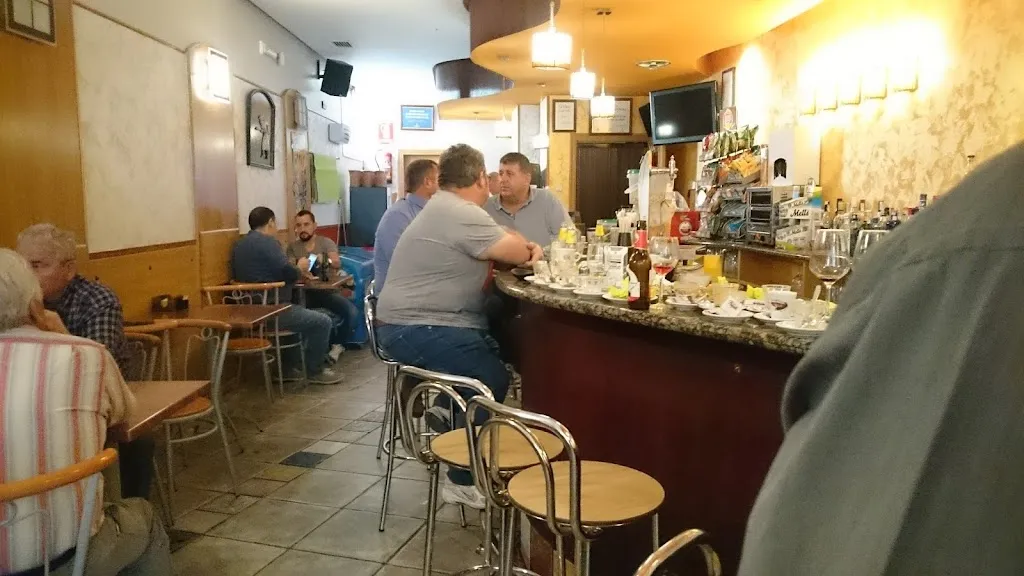 Bar Los Curros ATOMIUM_Lezuza_slider_image_3