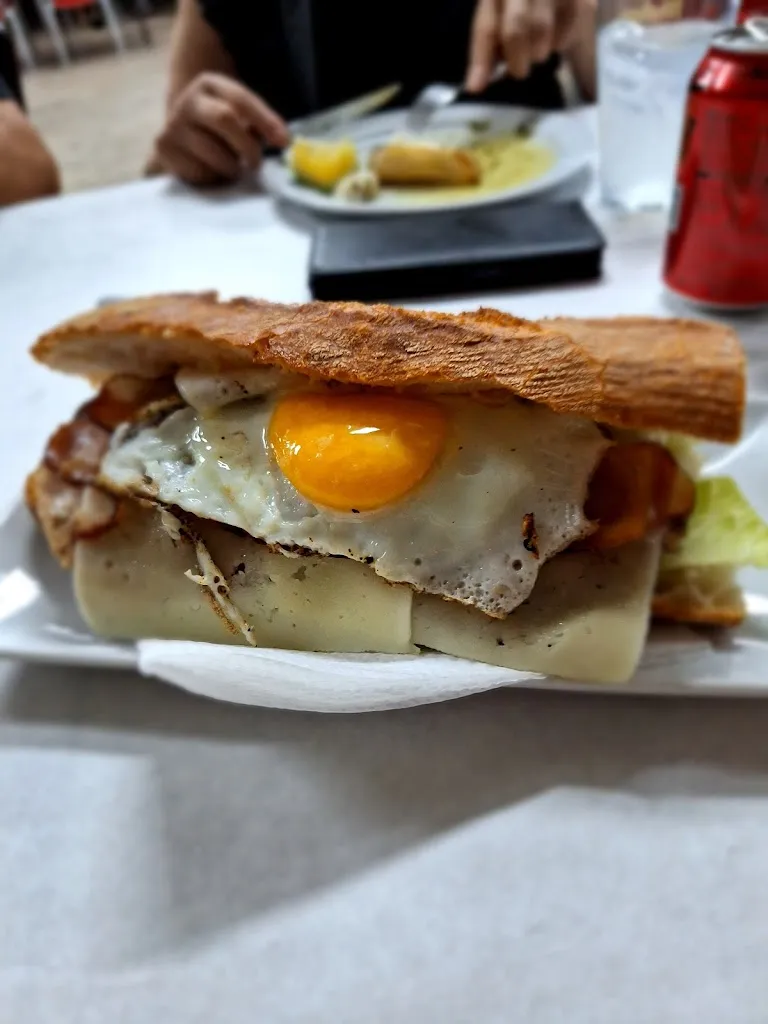 Menü_Bar La Piscina Caudiel_Caudiel_Bild_2