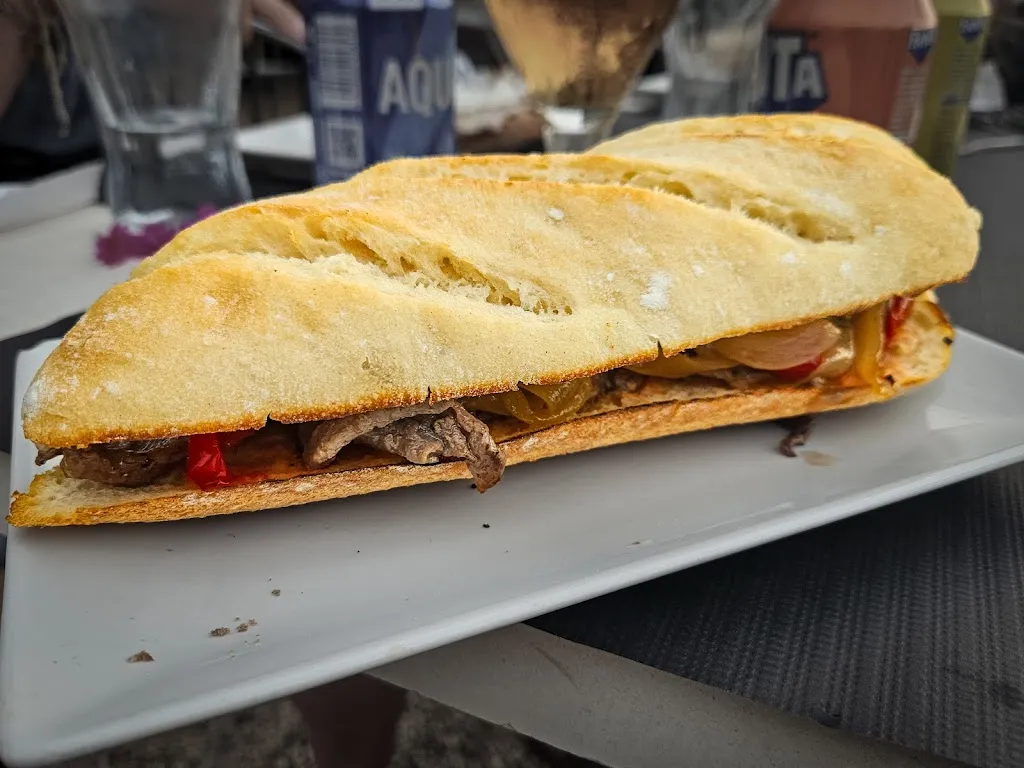 W T_Terrassa Denis_Cervera del Maestre_review