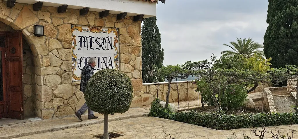 Nina K_Mesón Celina_Cervera del Maestre_review