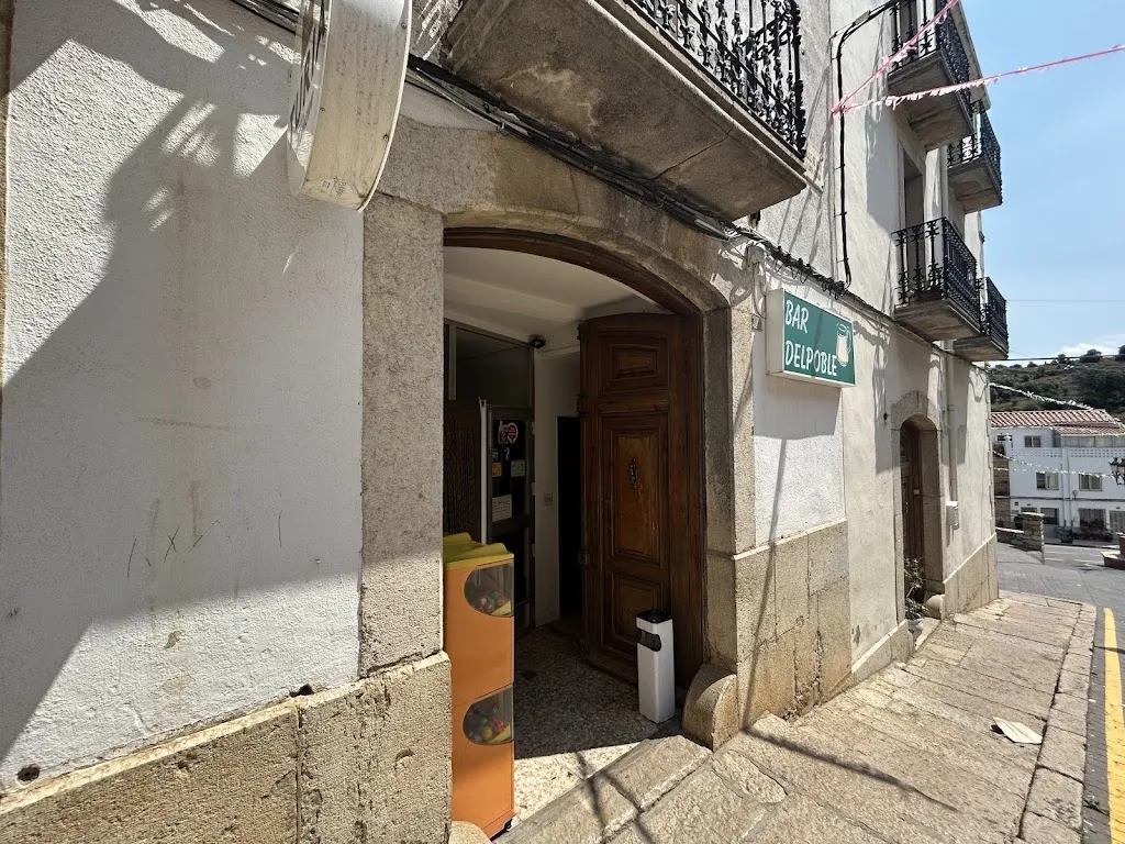 Alejandro Vallano Centurión_Bar Del Poble_Culla_review